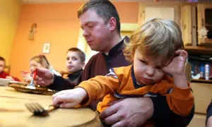 Rodzina zastępcza zawodowa ile zarabia? Sprawdź, ile możesz zyskać