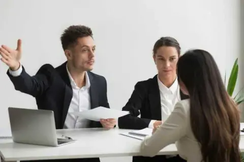 Likwidacja stanowiska pracy: po jakim czasie można ponownie zatrudnić?