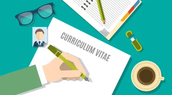 Jak wpisać staż w CV, by wyróżnić się na rynku pracy